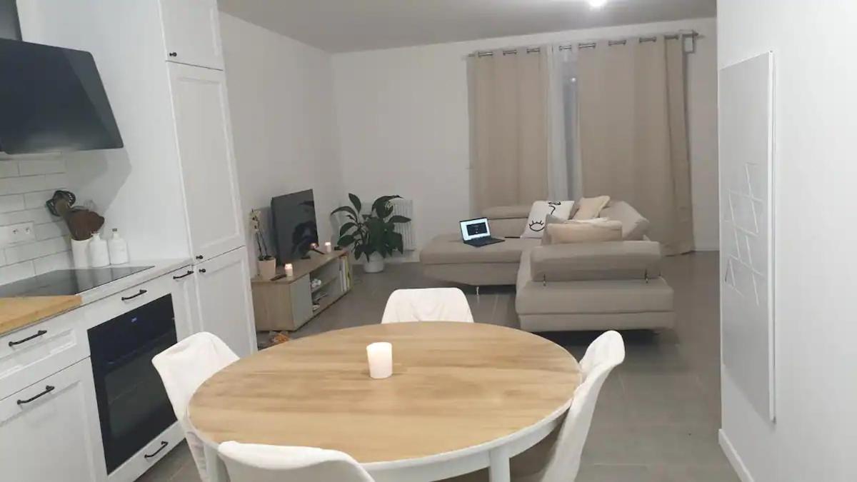 Chambre Calme Dans Une Maison Neuve Avec Jardin Billere 외부 사진